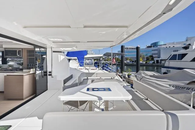 Slide: The Image of Leopard 53 Powercat 2025 - 41