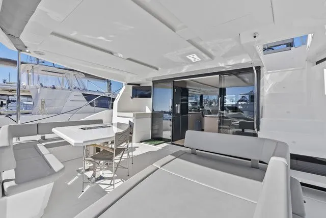 Slide: The Image of Leopard 53 Powercat 2025 - 43