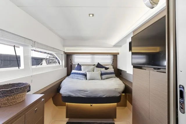 Slide: The Image of Leopard 53 Powercat 2025 - 6