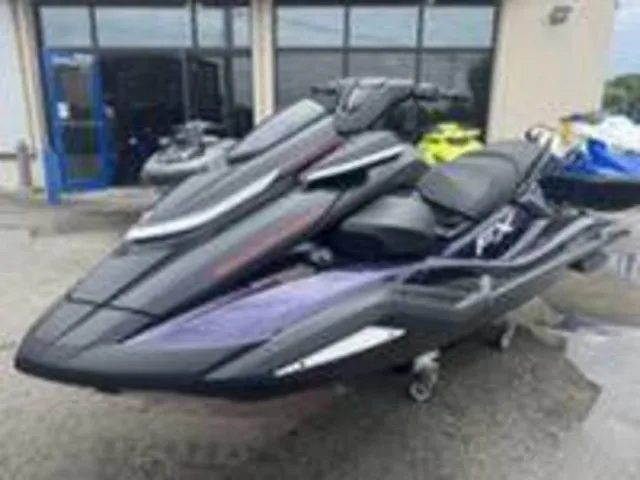 Slide: The Image of Yamaha FX SVHO 2026 - 11