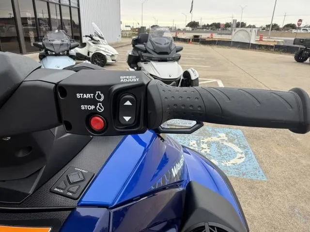 Slide: The Image of Yamaha VX Limited HO 2026 - 11