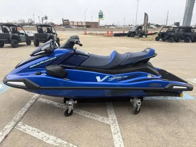 Slide: The Image of Yamaha VX Limited HO 2026 - 6