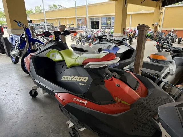 Slide: The Image of Sea-Doo Spark Trixx 3up 2020 - 3