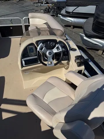 Slide: The Image of Godfrey Sweetwater 2286 DL3 2014 - 10