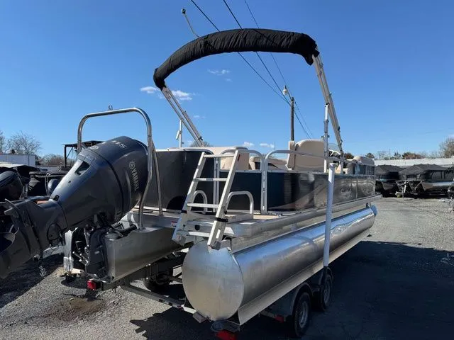 Slide: The Image of Godfrey Sweetwater 2286 DL3 2014 - 4