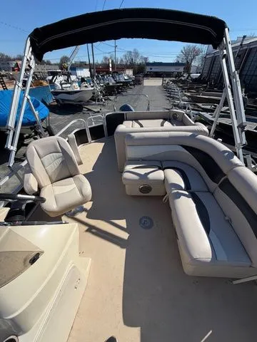 Slide: The Image of Godfrey Sweetwater 2286 DL3 2014 - 6