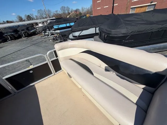 Slide: The Image of Godfrey Sweetwater 2286 DL3 2014 - 9