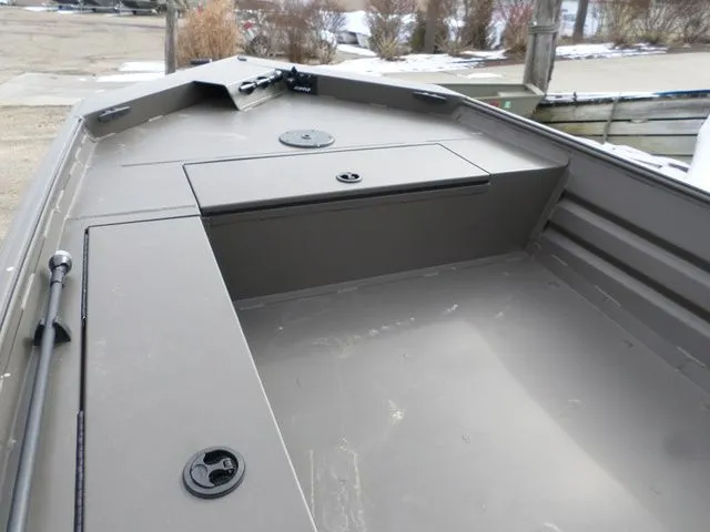 Slide: The Image of Alweld 1752 VV Marsh 2026 - 5