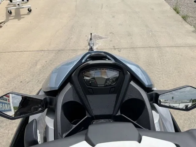 Slide: The Image of Kawasaki Jet Ski® ST® 160X 2026 - 12