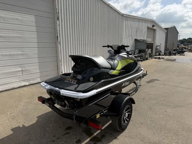 Slide: The Image of Kawasaki Jet Ski® ST® 160X 2026 - 3
