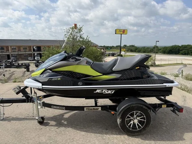 Slide: The Image of Kawasaki Jet Ski® ST® 160X 2026 - 4