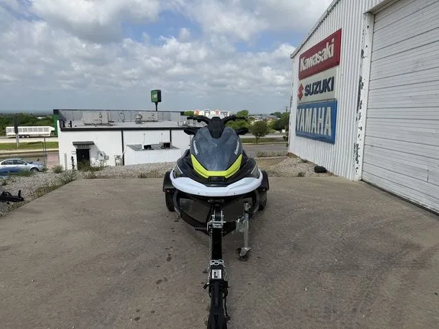 Slide: The Image of Kawasaki Jet Ski® ST® 160X 2026 - 7