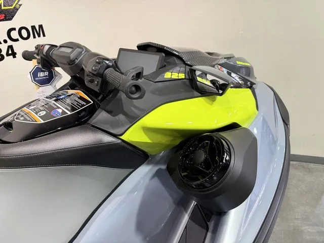 Slide: The Image of Sea-Doo RXP-X 2026 - 15