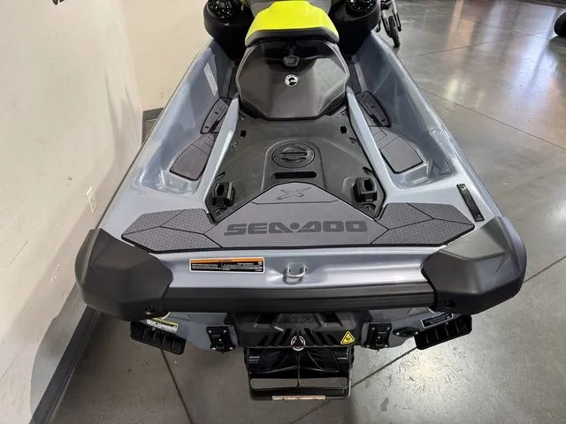 Slide: The Image of Sea-Doo RXP-X 2026 - 9