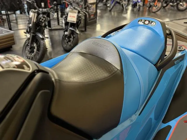 Slide: The Image of Sea-Doo RXT-X 2026 - 17