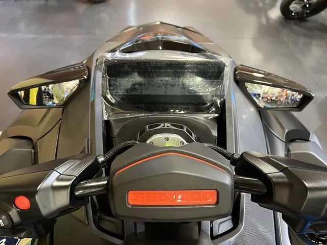 Slide: The Image of Sea-Doo RXT-X 2026 - 8