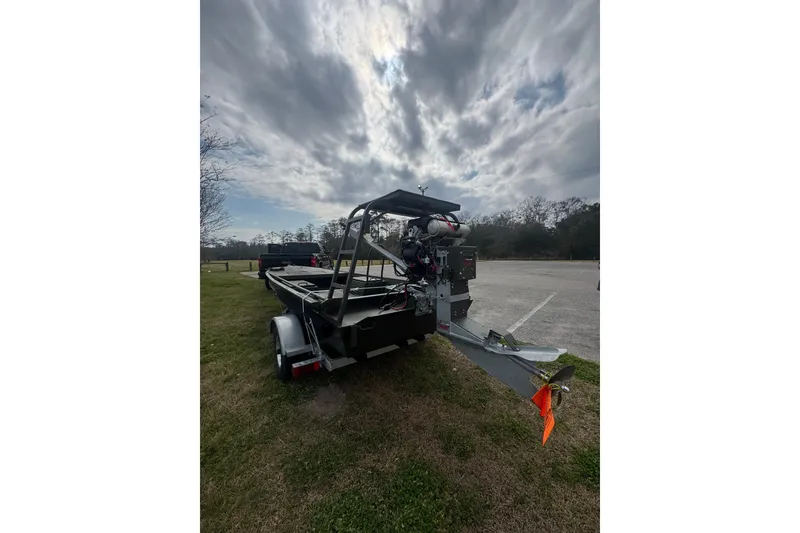 The Image of Go-Devil 18×60 Surface Drive 2026 - undefined