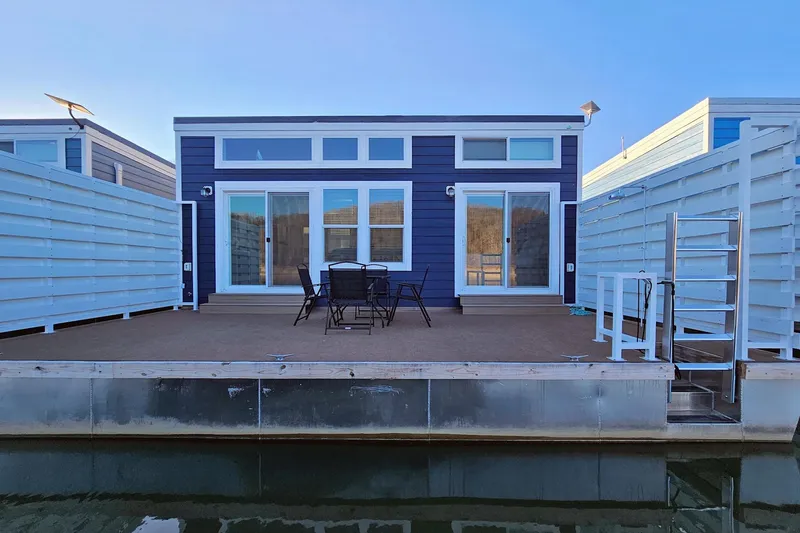 The Image of Houseboat float house 2025 - undefined