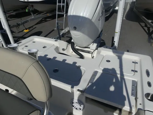 Slide: The Image of Key West 210 Bay Reef 2026 - 8