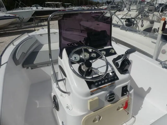 Slide: The Image of Key Largo 1800 Center Console 2023 - 6