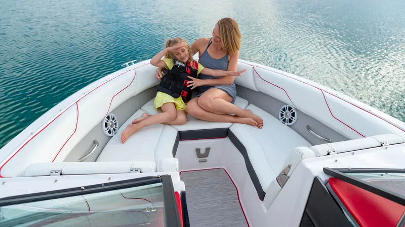 Slide: The Image of Regal LS2 Surf Ultimate 2026 - 44