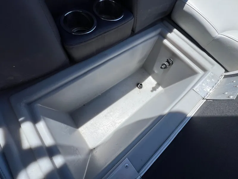 Slide: The Image of Storage compartment in Bentley Pontoons 243 Navigator 2023. - 14