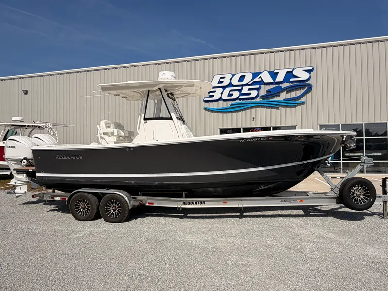 The Image of Regulator 28 boat 2022 on trailer in front of Boats 365 building. - 0