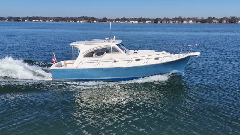 Slide: The Image of Mainship Pilot 34 2004 - 57