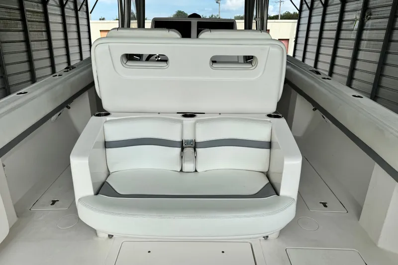 Slide: The Image of Intrepid 407 Nomad FE 2022 - 47