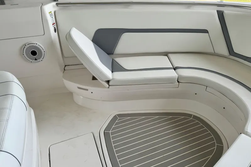 Slide: The Image of Intrepid 407 Nomad FE 2022 - 58