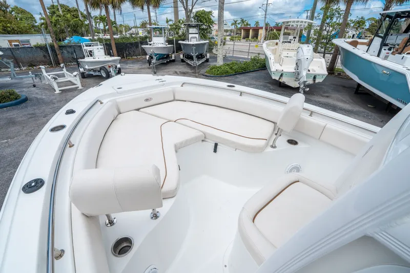 Slide: The Image of Sea Hunt Ultra 234 2022 - 18