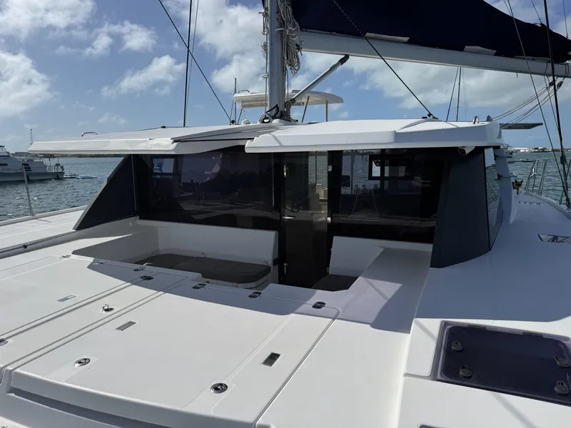 Slide: The Image of Leopard 45 2019 - 10