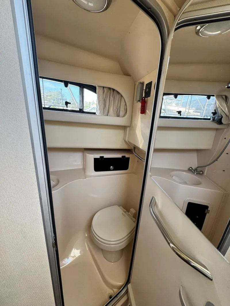 Slide: The Image of Grady-White Marlin 300 2005 - 10