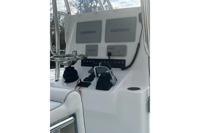 Slide: The Image of 2021 Contender 25 Tournament boat console with Garmin navigation system. - 35