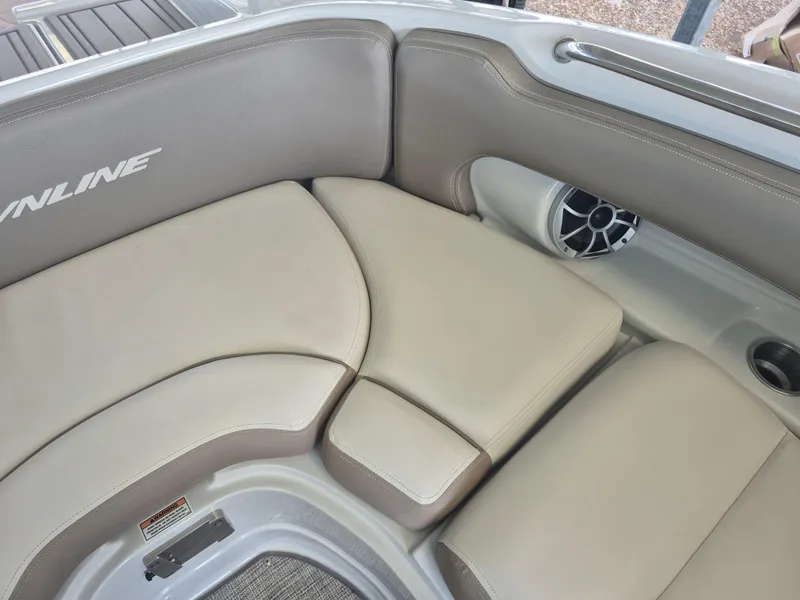 Slide: The Image of Crownline Boats Eclipse E255 2022 - 32