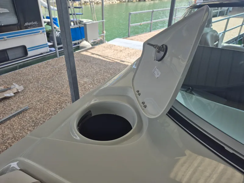 Slide: The Image of Crownline Boats Eclipse E255 2022 - 34