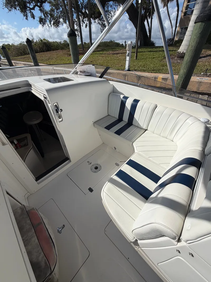 Slide: The Image of Intrepid 310WA 2003 - 19