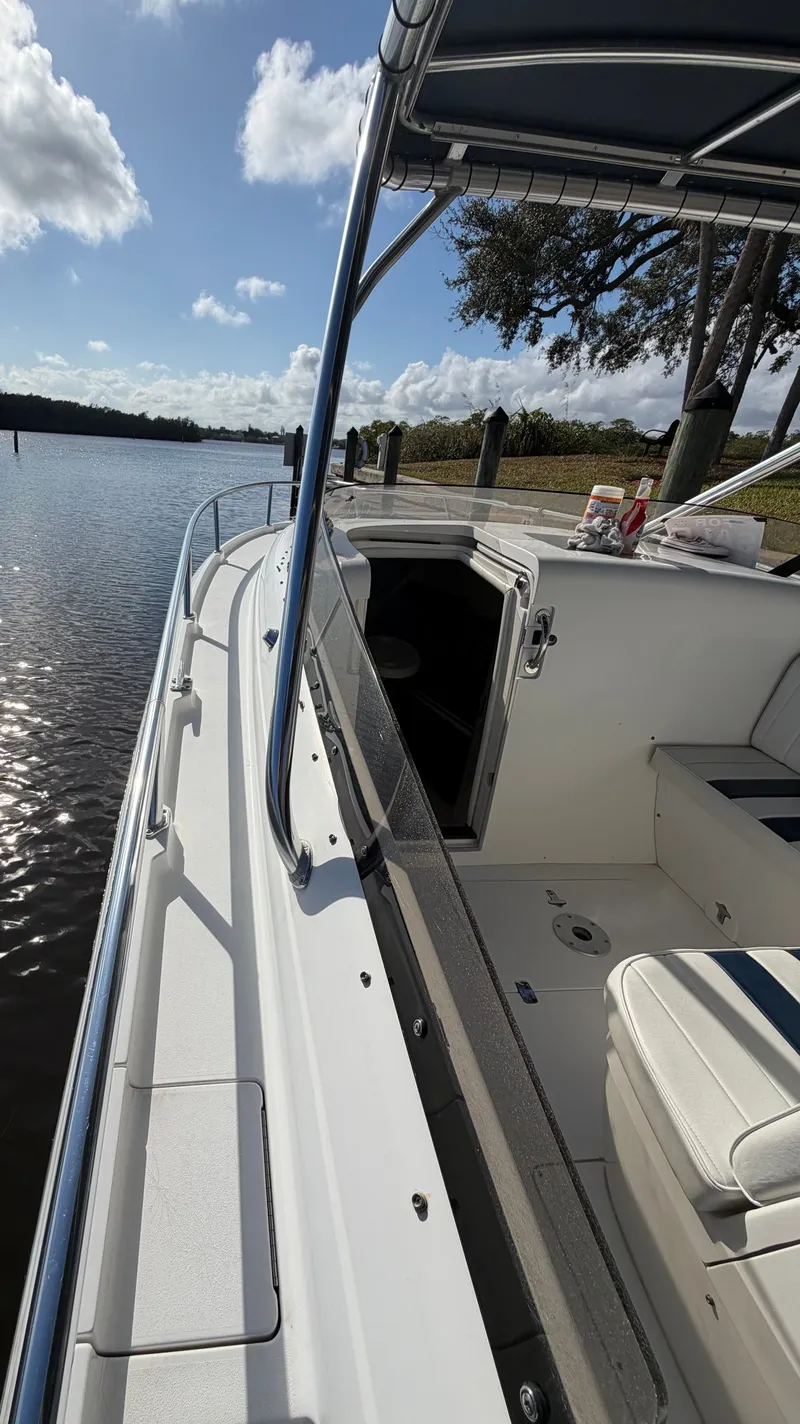 Slide: The Image of Intrepid 310WA 2003 - 24