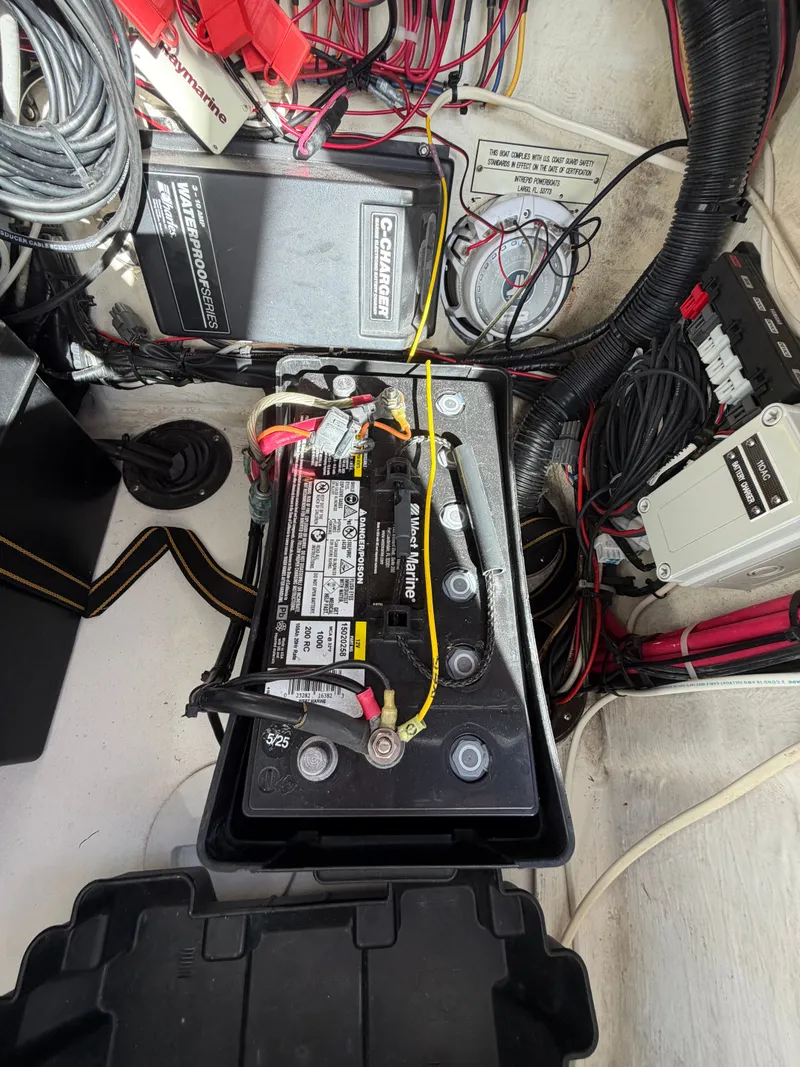 Slide: The Image of Intrepid 310WA 2003 - 29