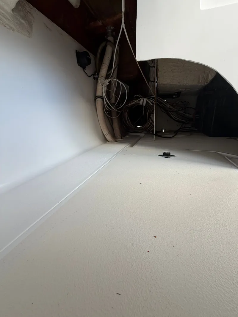 Slide: The Image of Intrepid 310WA 2003 - 40