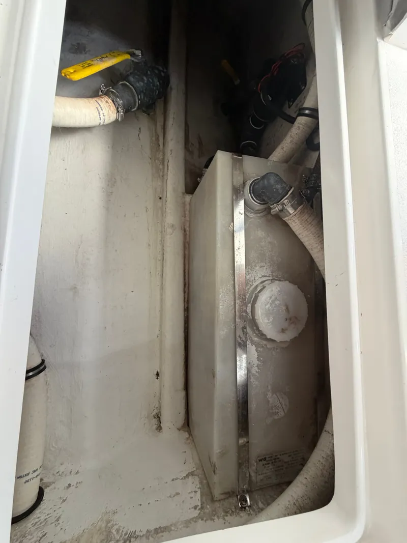 Slide: The Image of Intrepid 310WA 2003 - 41