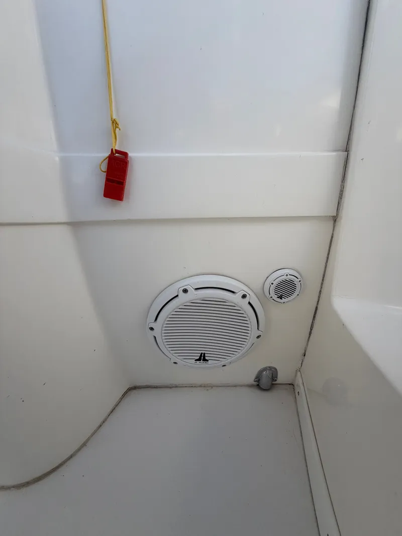 Slide: The Image of Intrepid 310WA 2003 - 42