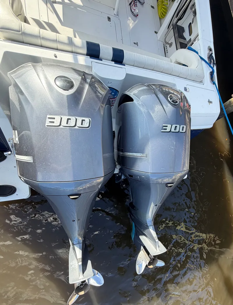 Slide: The Image of Intrepid 310WA 2003 - 44