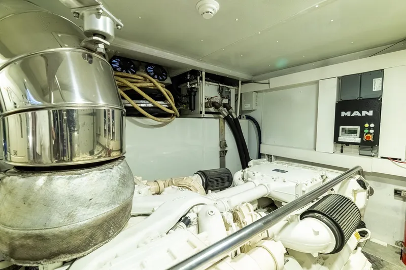 Slide: The Image of Engine room of a 2015 Azimut 80 yacht featuring MAN equipment. - 98