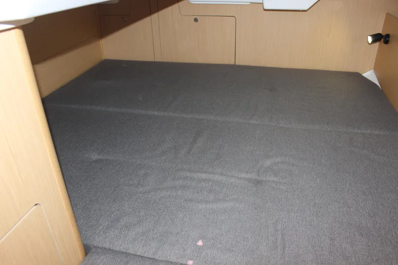 Slide: The Image of Interior of 2015 Beneteau Oceanis 35 yacht cabin. - 19