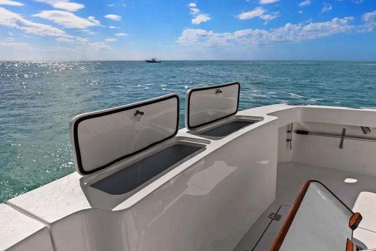 Slide: The Image of 2024 Albemarle 410 Express - Image 33 - 33