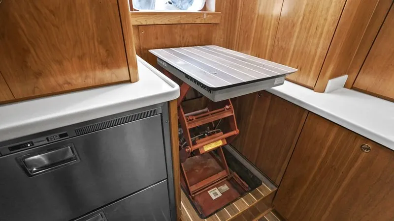 Slide: The Image of 2024 Albemarle 410 Express - Image 43 - 43