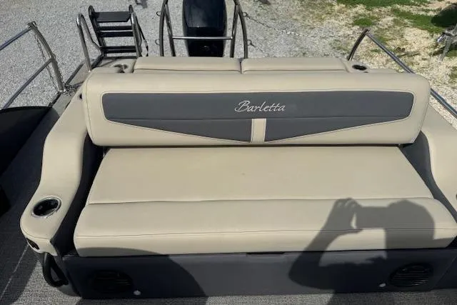 Slide: The Image of Barletta Cabrio 22UC 2022 boat seat with beige and gray upholstery. - 18