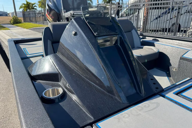 Slide: The Image of 2025 Express H20 boat interior with sleek design and comfortable seating. - 19