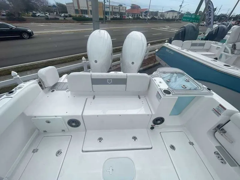 Slide: The Image of Sea Fox 268 Commander 2026 - 3